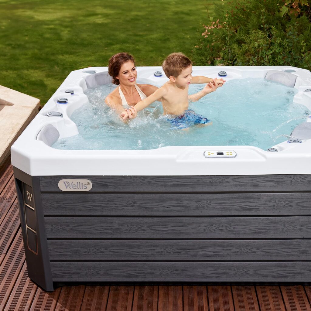 Wellis Prague jakuzzi lifestyle